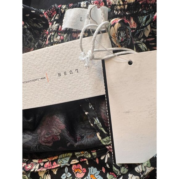 Lush Smocked Back Cropped Size Small  Blouse Floral Print Tie Back NWT - Picture 5 of 11